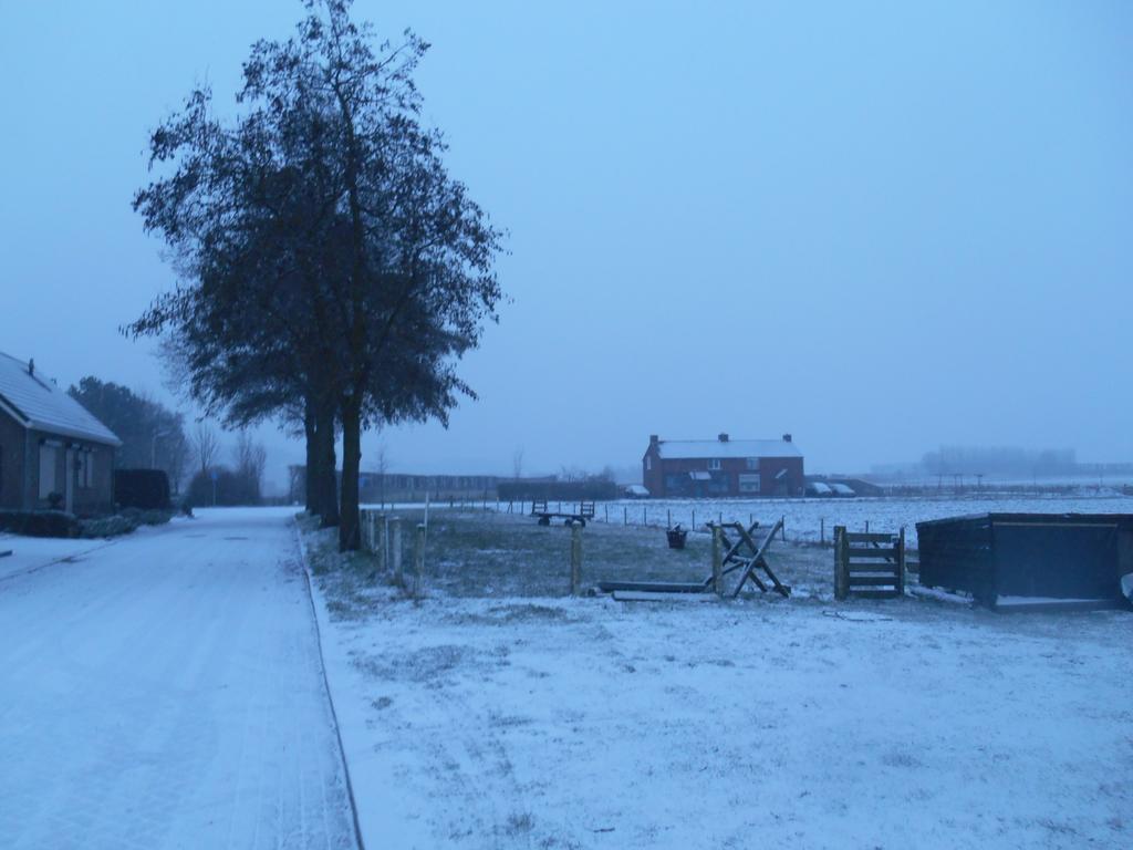 Anneke'S Bed En Botterhammeke Woensdrecht Exterior foto